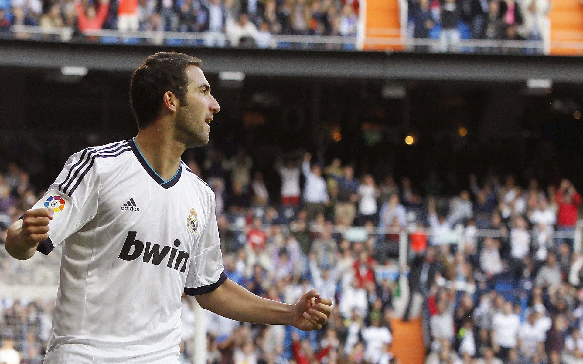 北京国安36天首胜！拉米罗执教首秀大胜亚泰，连破多项魔咒，北京国安对战